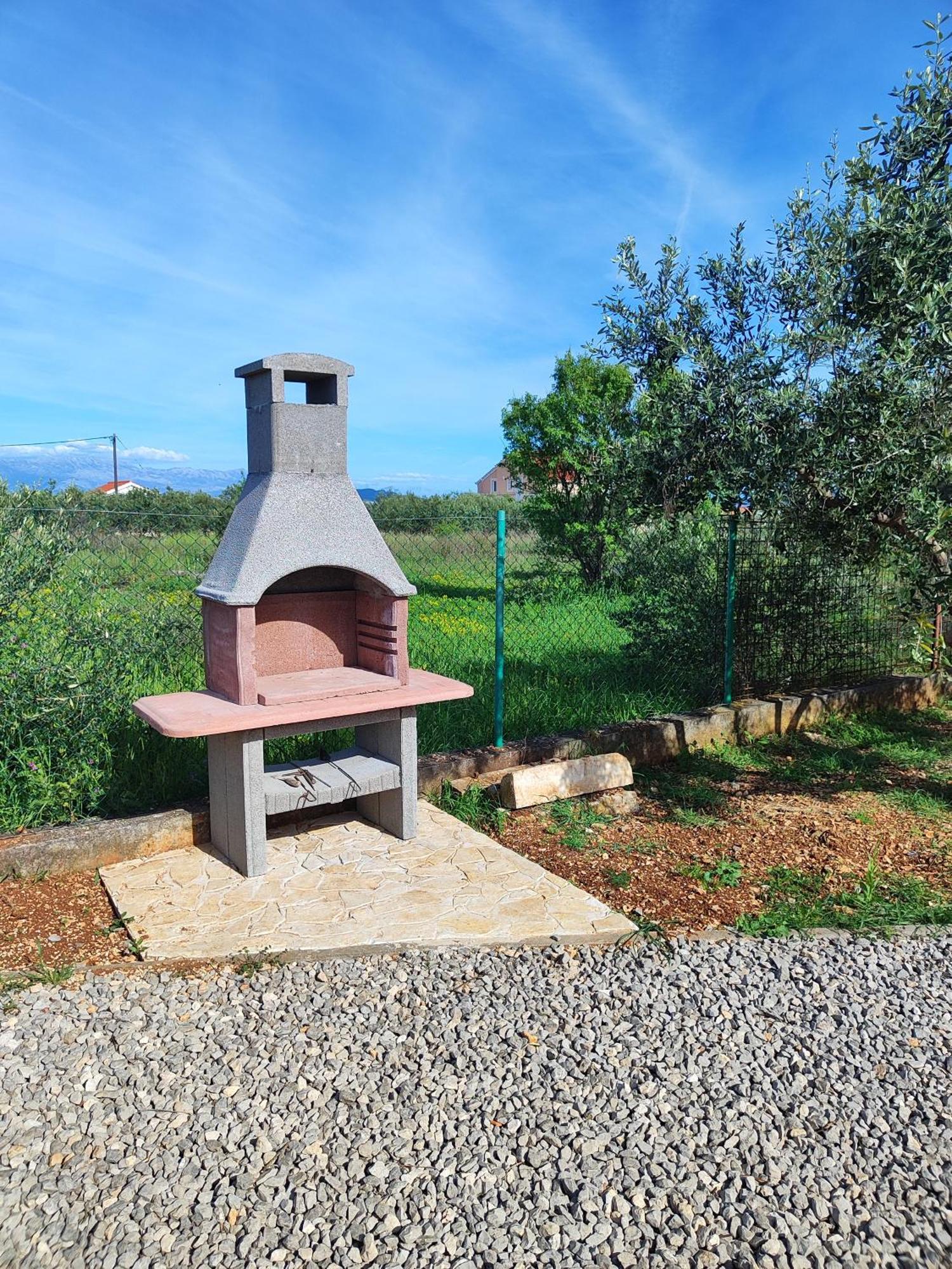 'Olive Grove' Camping House-Near The Beach Divulje Exteriér fotografie